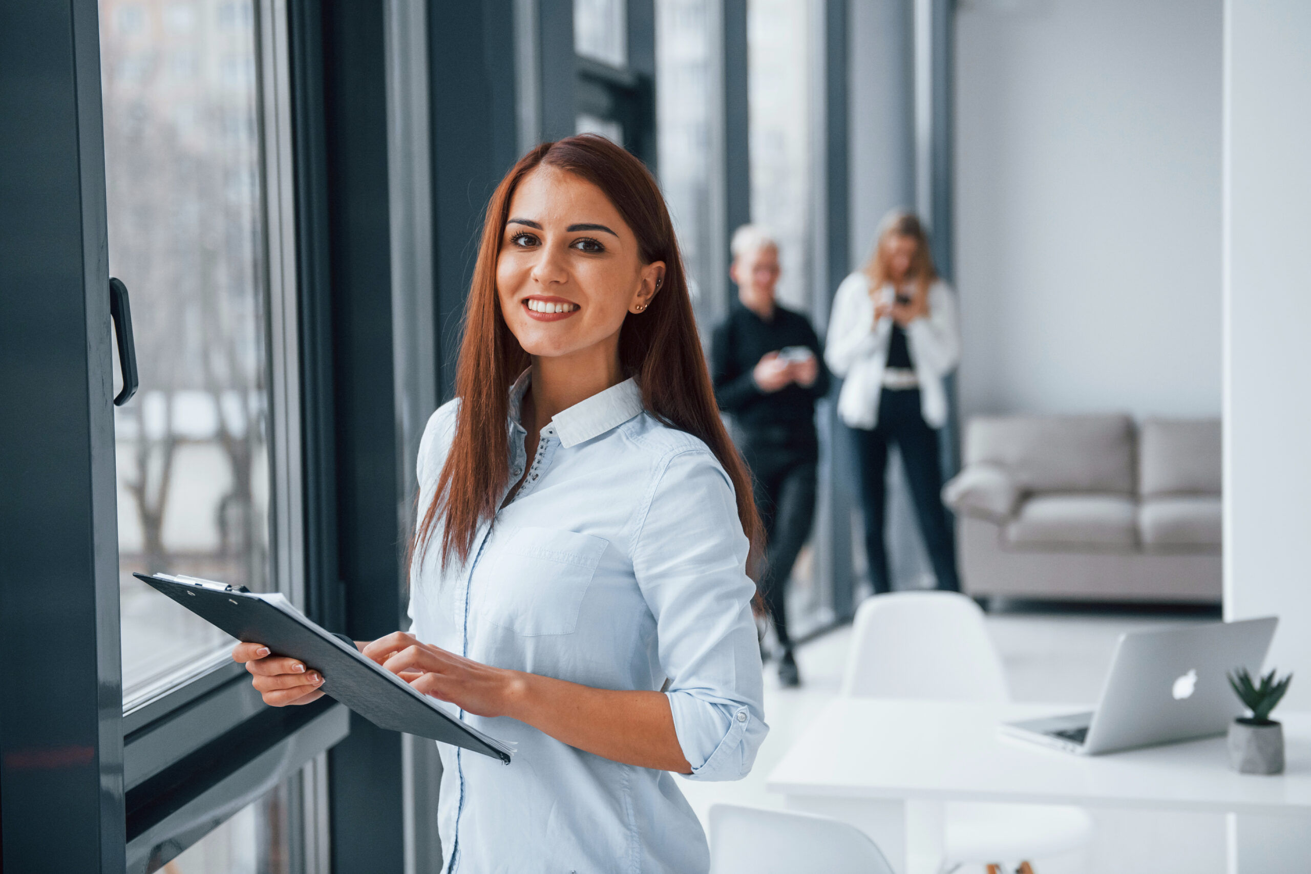 Consultant transitioning into an investment banking role in London